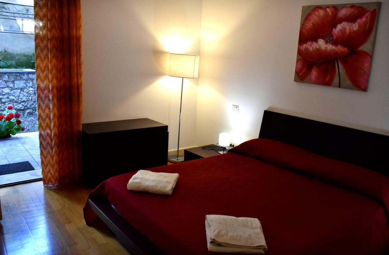 Taormina Sunny Apartment - Taormina Holidays Eksteriør bilde